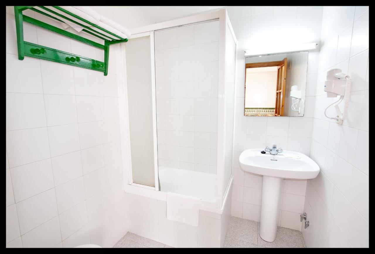 Hostal Estacion المرية الغرفة الصورة